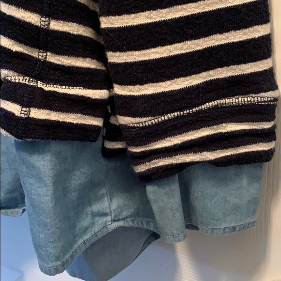 Sweater - Picture 2 of 5